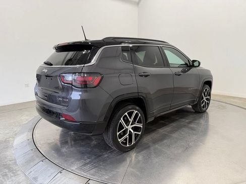 Used 2024 Jeep Compass Limited w/ Elite Group AWD/4WD image 7