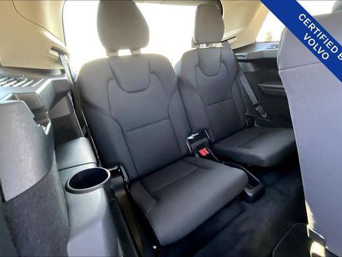 Certified 2025 Volvo XC90 B6 Plus image 37