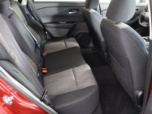 Used 2026 Nissan Rogue SV w/ Cold Weather Package FWD image 22