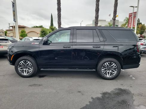 Used 2025 Chevrolet Tahoe Z71 AWD/4WD image 32