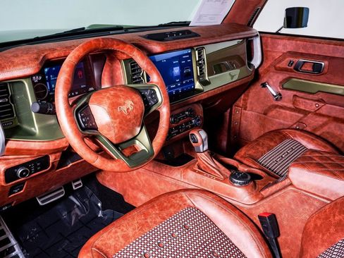 Used 2024 Ford Bronco Black Diamond image 26