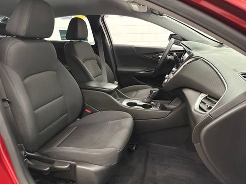 Certified 2024 Chevrolet Malibu RS w/ LPO, Floor Liner Package FWD image 28