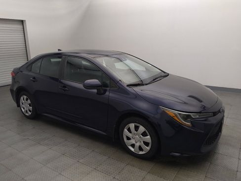Used 2022 Toyota Corolla LE image 11
