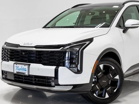 Certified 2026 Kia Sportage SX Prestige AWD/4WD image 2