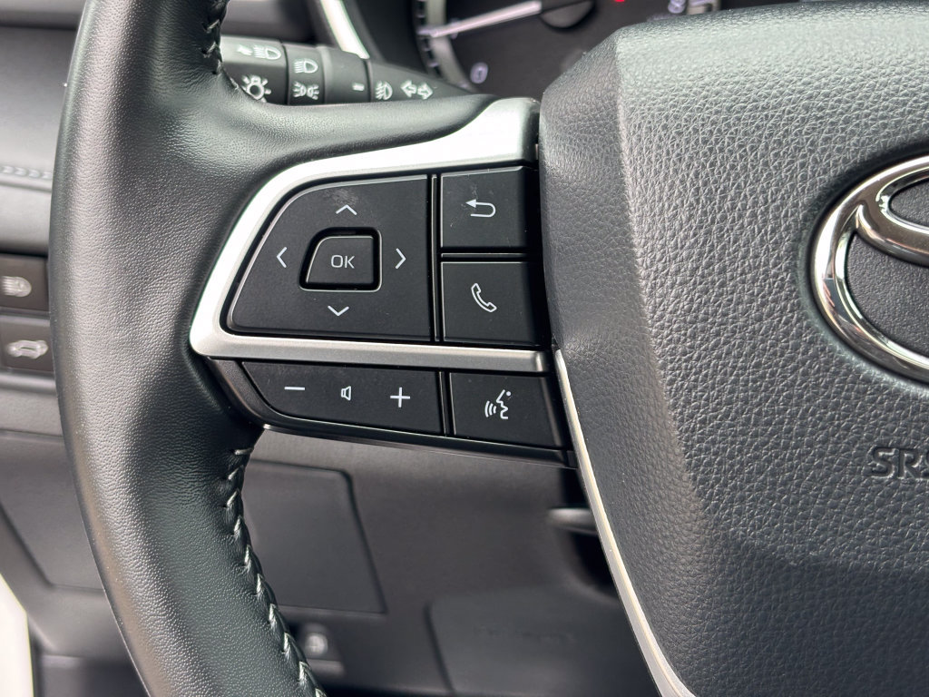 Used 2026 Toyota Highlander XLE AWD/4WD image 30