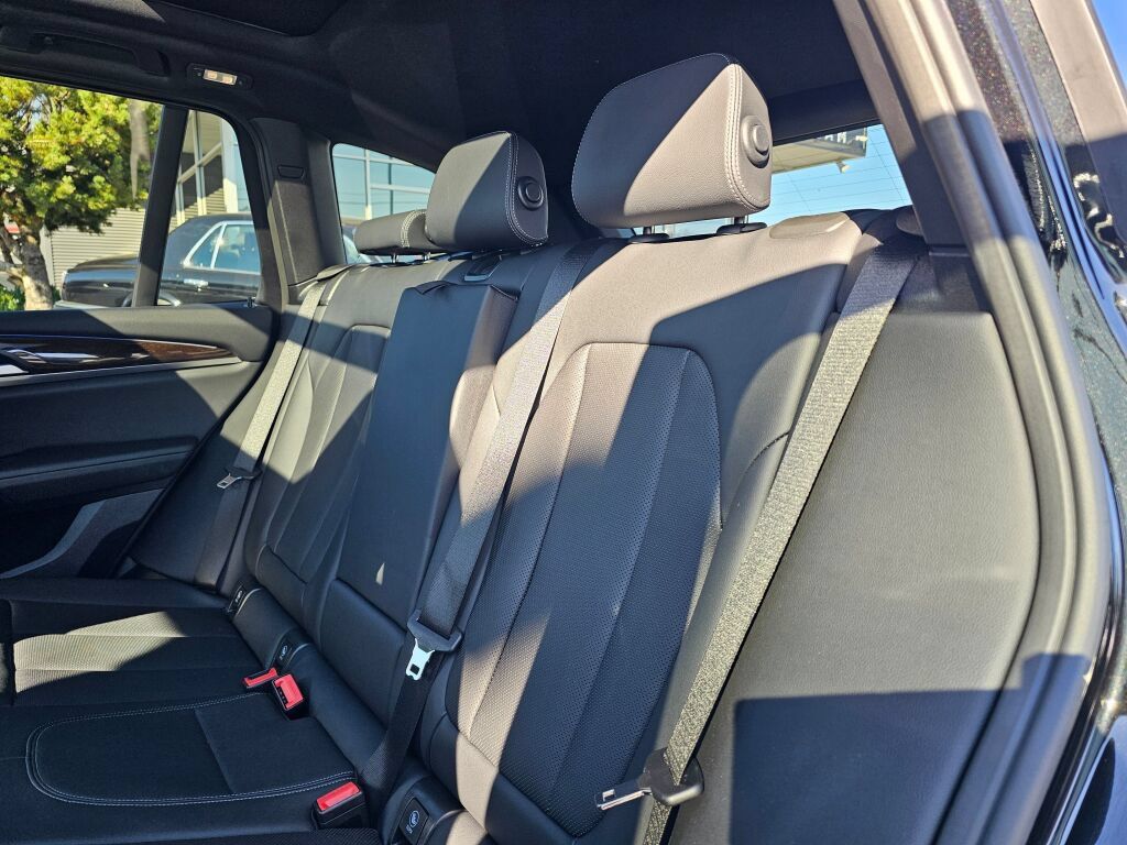 Used 2024 BMW X3 xDrive30i AWD/4WD image 19