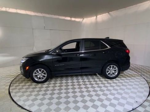 Used 2023 Chevrolet Equinox LT image 8