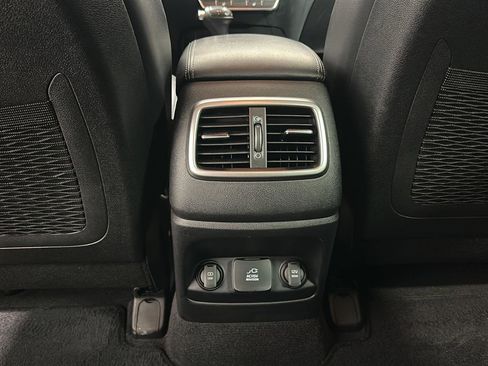 Used 2017 Kia Sorento EX w/ EX Premium Package image 21
