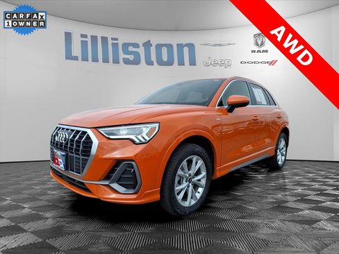 Used 2023 Audi Q3 2.0T Premium image 3
