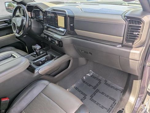 Used 2022 Chevrolet Silverado 1500 ZR2 w/ Technology Package image 22