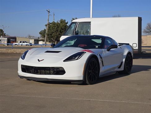Used 2017 Chevrolet Corvette Grand Sport image 3