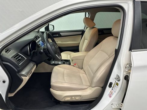 Used 2019 Subaru Outback 2.5i Premium AWD/4WD image 9
