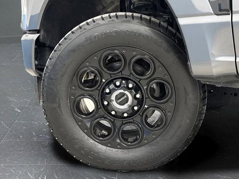 Used 2025 Ford F250 XLT w/ Black Appearance Package image 38