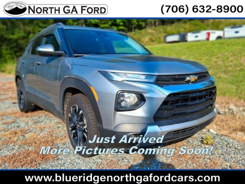 Used 2023 Chevrolet TrailBlazer LT FWD image 1