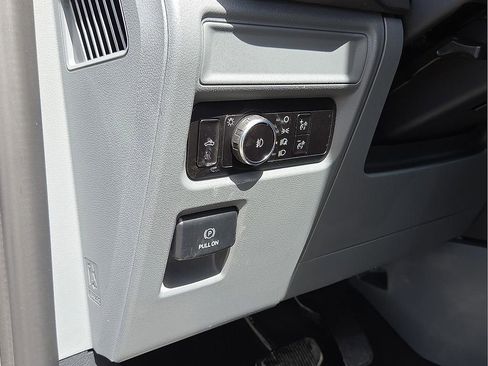 New 2026 Ford F150 XLT w/ XLT Chrome Appearance Package AWD/4WD image 16