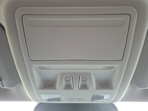 Used 2022 Ford Escape SE w/ SE Sport Appearance Package image 29