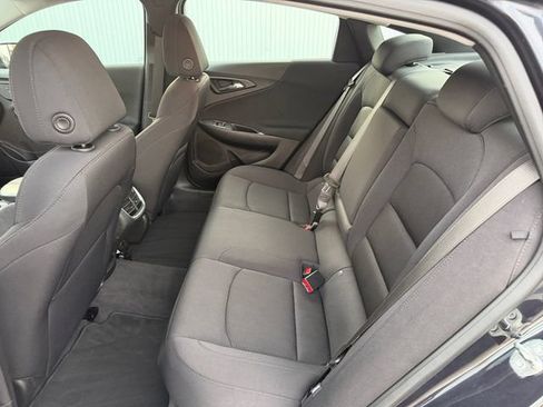 Used 2023 Chevrolet Malibu LT FWD image 18