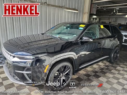 Used 2024 Jeep Wagoneer Launch Edition image 1