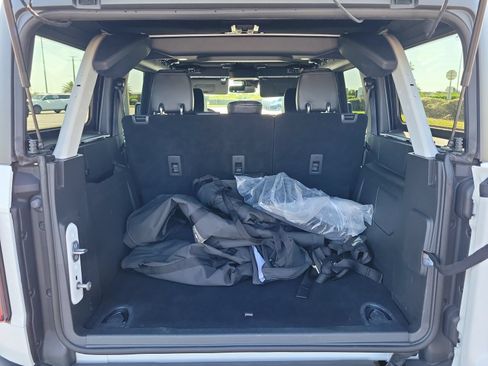 Certified 2025 Ford Bronco Outer Banks AWD/4WD image 6