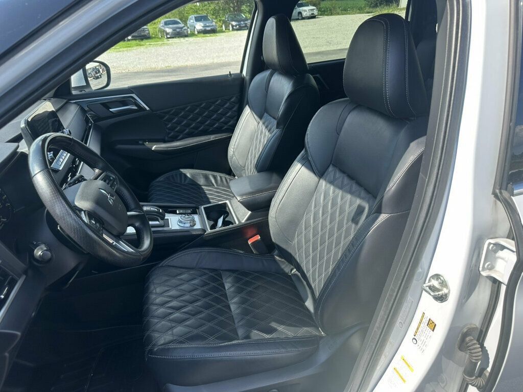 Used 2022 Mitsubishi Outlander SEL AWD/4WD image 9