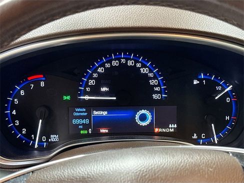 Used 2015 Cadillac SRX Luxury image 14