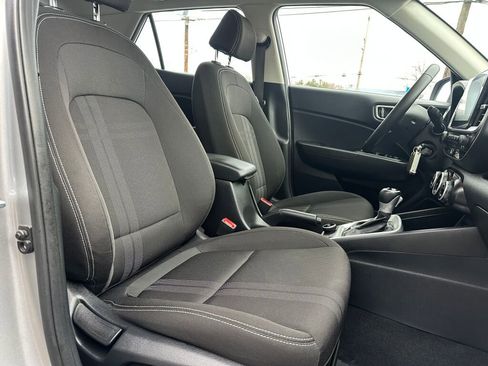 Used 2023 Hyundai Venue SEL w/ Cargo Package image 26