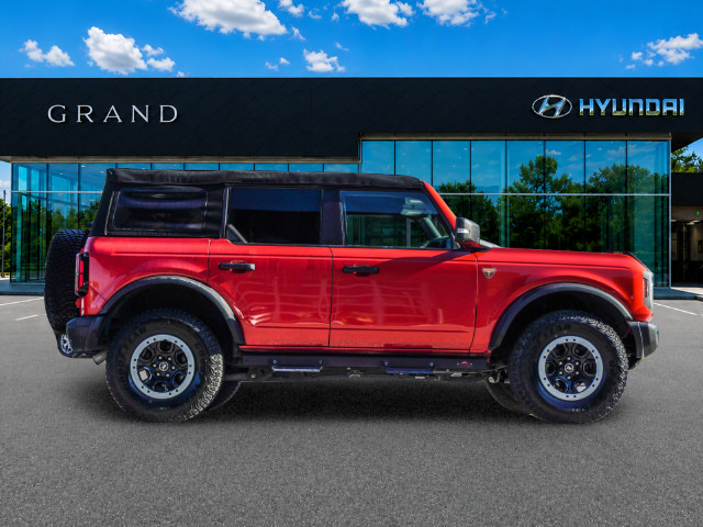 Used 2023 Ford Bronco Badlands w/ Sasquatch Package AWD/4WD image 7