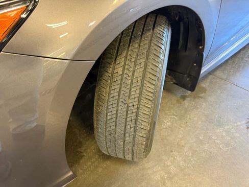 Used 2020 Toyota Camry SE image 26