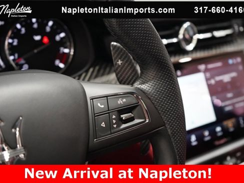 Used 2023 Maserati Quattroporte Trofeo image 24