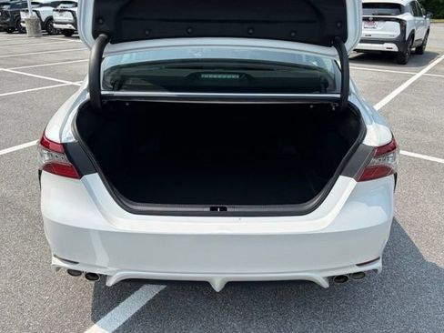 Used 2024 Toyota Camry XSE FWD image 5