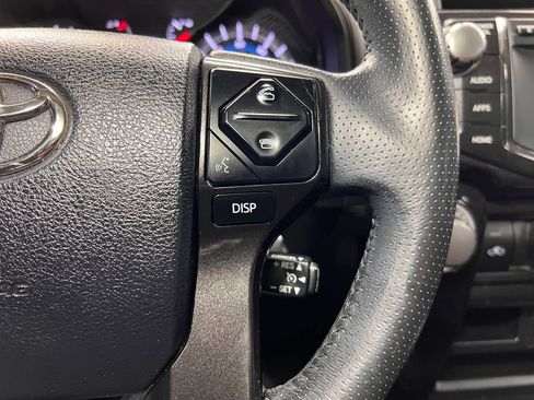Used 2018 Toyota 4Runner TRD Off-Road Premium AWD/4WD image 14