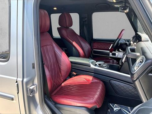 Used 2023 Mercedes-Benz G 550 image 9