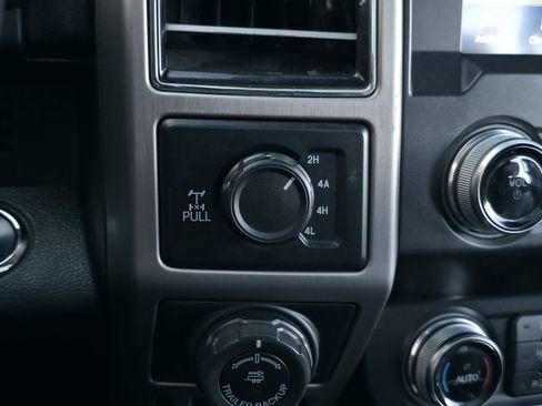 Used 2020 Ford F150 Platinum w/ Equipment Group 701A Luxury image 28