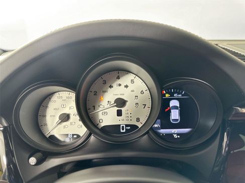 Certified 2026 Porsche Macan S AWD/4WD image 19