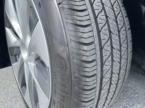 Used 2024 Tesla Model Y Long Range image 20