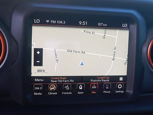 Used 2022 Jeep Gladiator Mojave w/ Cold Weather Group AWD/4WD image 27