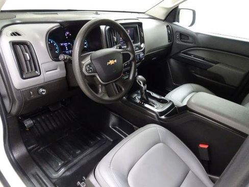 Used 2022 Chevrolet Colorado W/T w/ WT Convenience Package RWD image 21