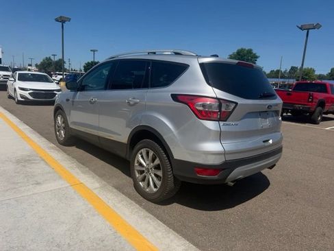 Used 2017 Ford Escape Titanium AWD/4WD image 8