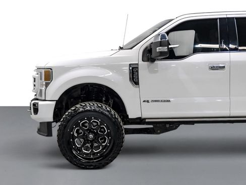Used 2022 Ford F350 Platinum w/ FX4 Off-Road Package AWD/4WD image 10