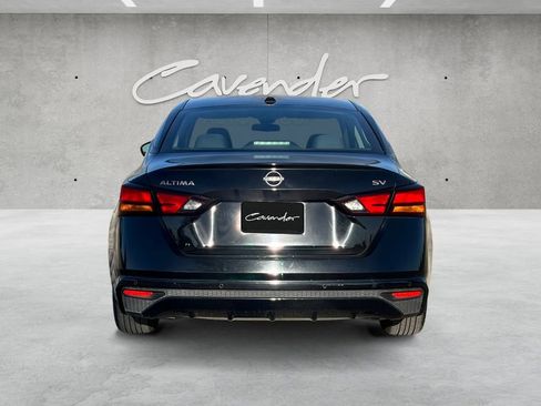 Used 2023 Nissan Altima 2.5 SV image 17