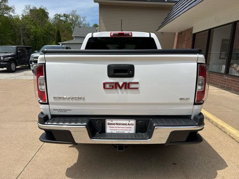 Used 2015 GMC Canyon SLT w/ Driver Alert Package AWD/4WD image 28