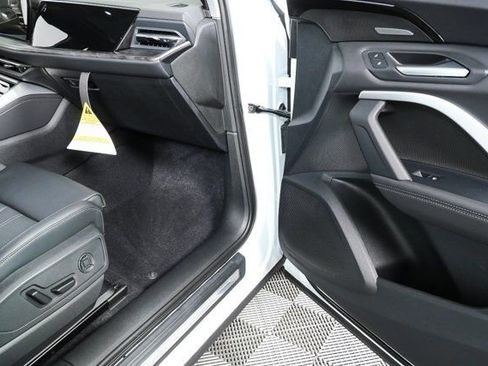 New 2025 Audi Q5 Premium Plus image 26