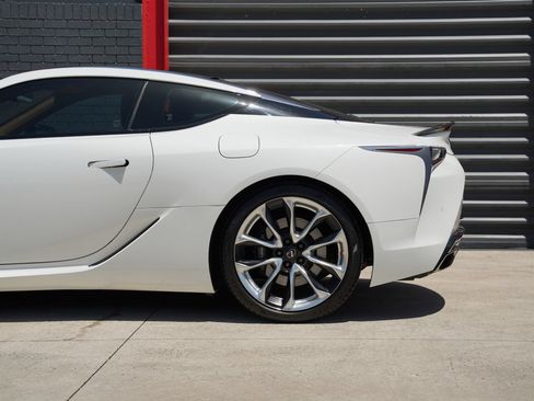 Used 2018 Lexus LC 500 Coupe RWD image 10