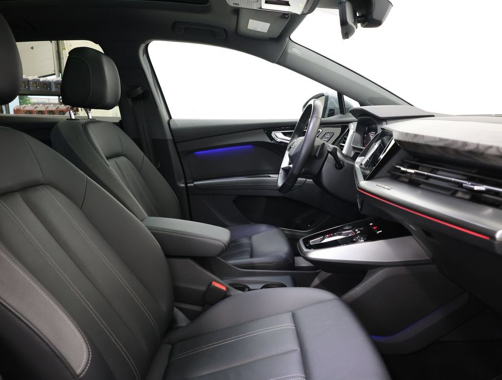 Used 2023 Audi Q4 e-tron Premium Plus w/ Premium Plus AWD/4WD image 21