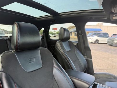 Used 2023 Ford Edge ST w/ Equipment Group 401A AWD/4WD image 42