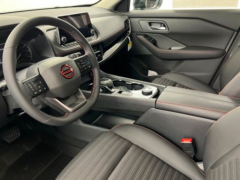 New 2026 Nissan Rogue SV w/ Rock Creek Premium Package AWD/4WD image 15