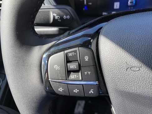 New 2025 Ford Escape Base w/ Class II Trailer Tow Package image 32