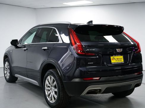 Used 2023 Cadillac XT4 Premium Luxury image 8
