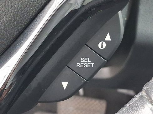 Used 2022 Honda HR-V EX-L image 26