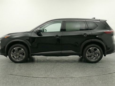 Used 2025 Nissan Rogue SV FWD image 5